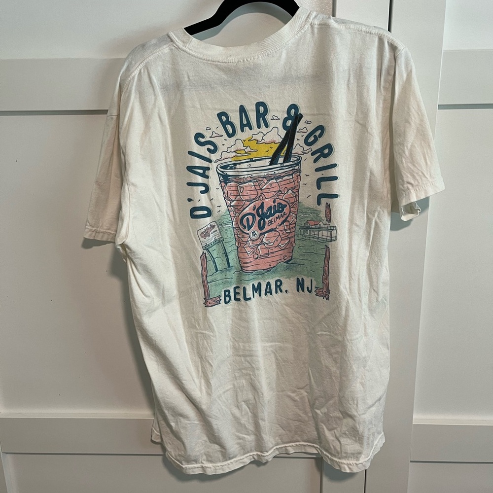 Men’s tshirt Barstool Sports, size large comfort colors